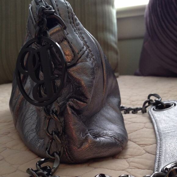 Bolzano metallic shoulder bag - Picture 2 of 3